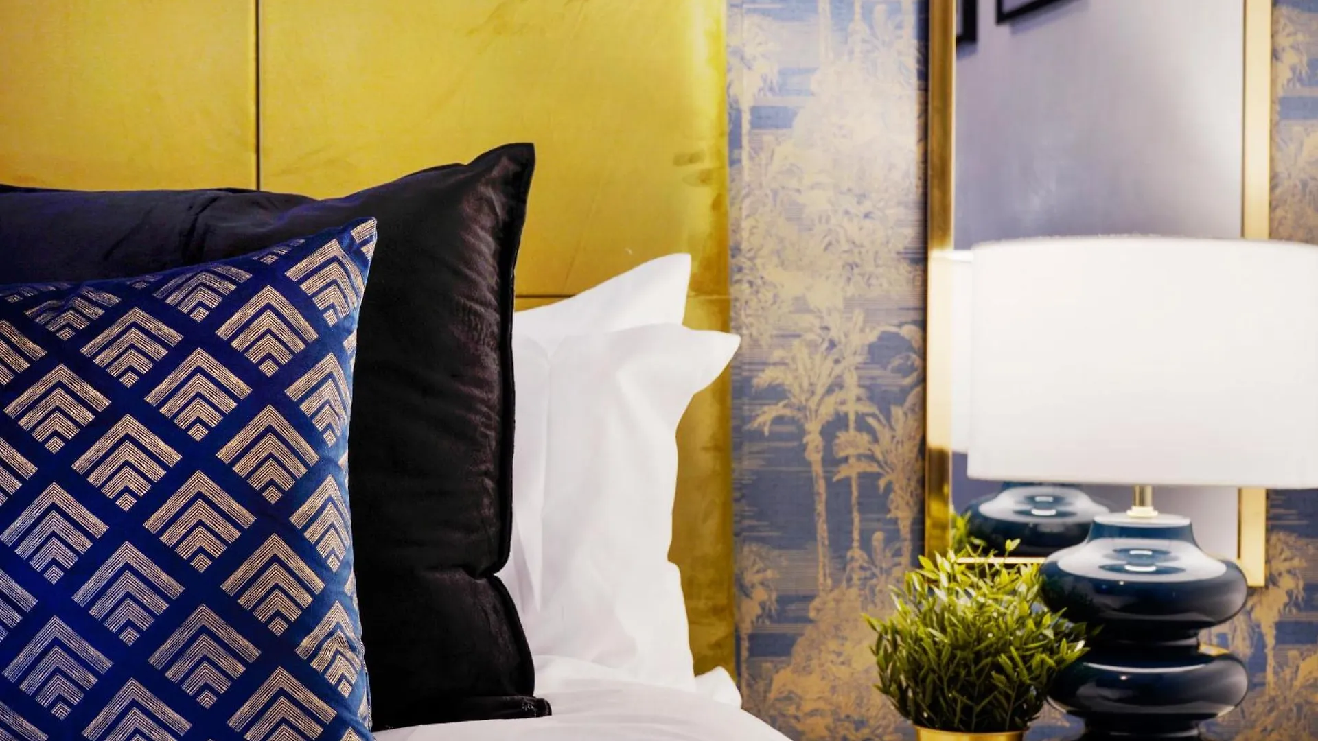 別荘 Charming 2 Bed House - Roof Top Terrace & Parking ロンドン